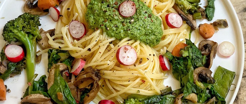 spaghetti pesto radis